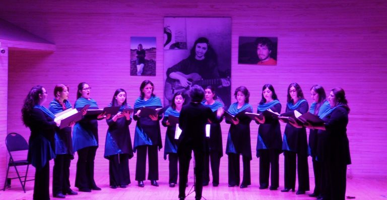 Coral Femenina Viña del Mar presentó el recital “Música Chilena y Navidad”